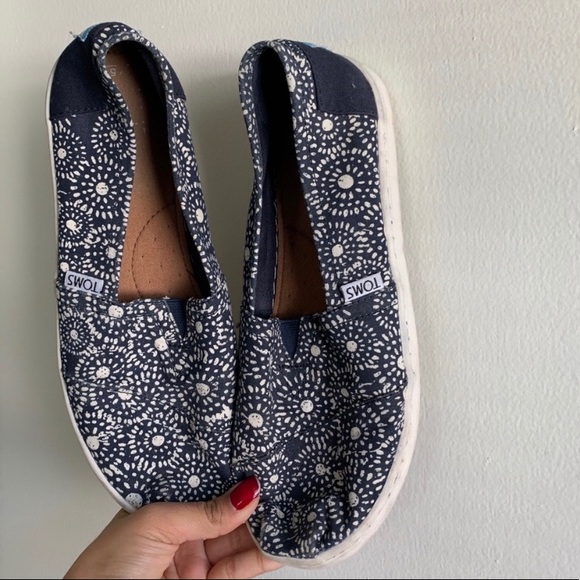 Toms Shoes - Toms Slip-ons